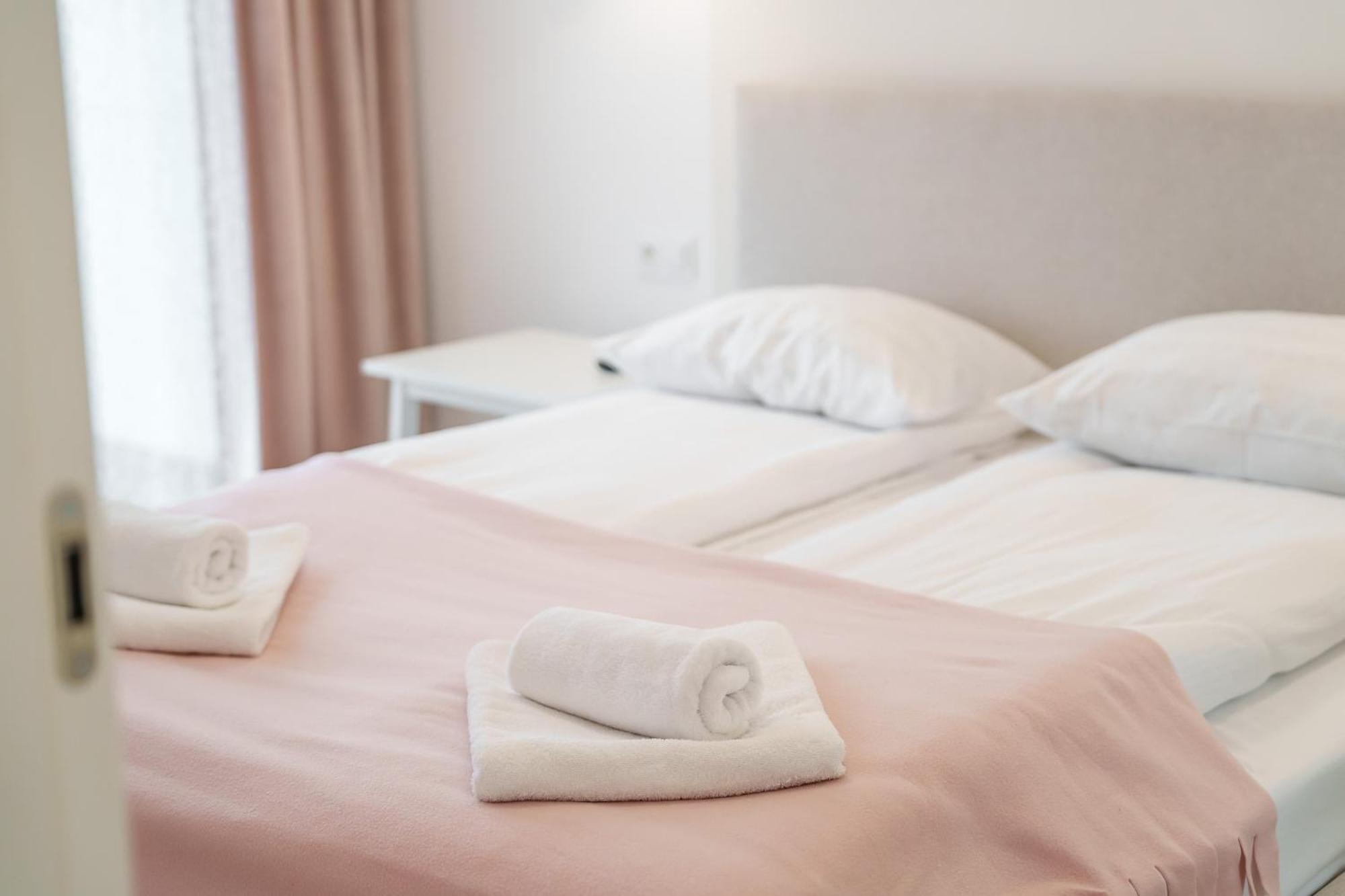 Faro Apartamenty Kasprowicza 20 Basen W Cenie Schwimmbad Im Preis Kołobrzeg Buitenkant foto